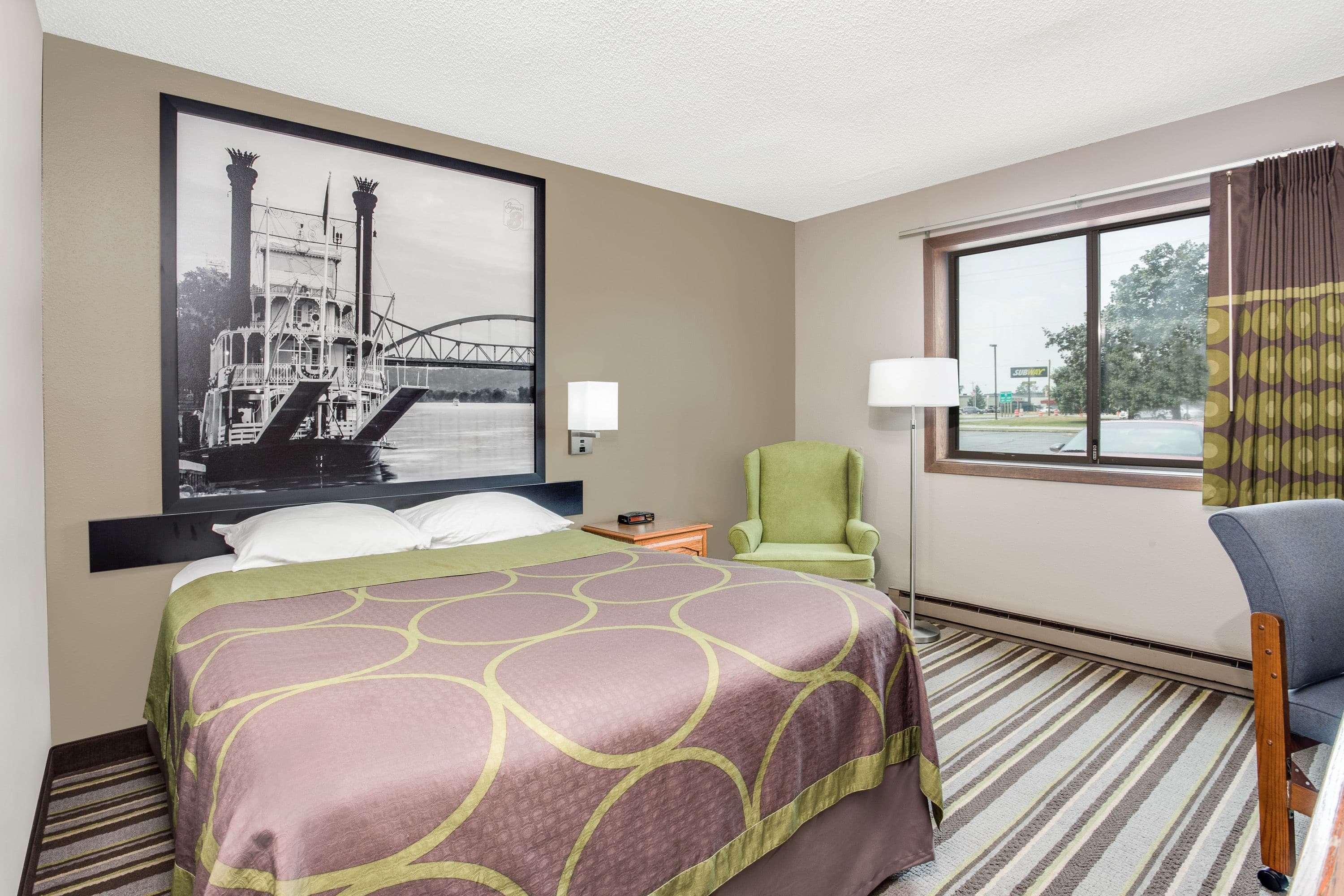 Super 8 By Wyndham Green Bay Near Stadium Bagian luar foto