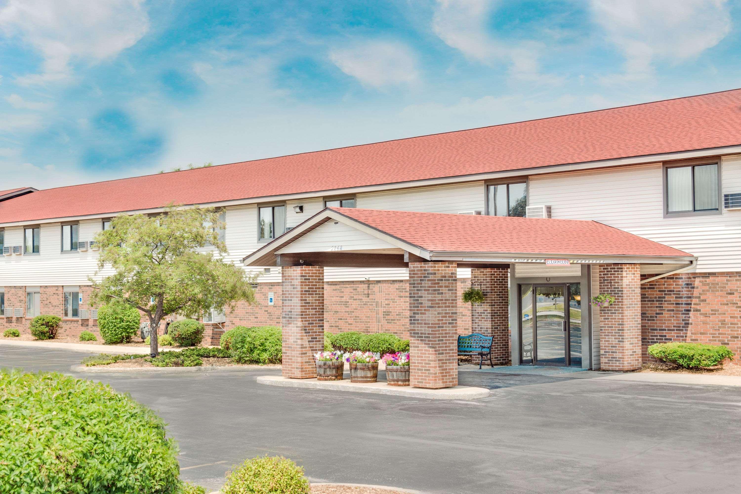Super 8 By Wyndham Green Bay Near Stadium Bagian luar foto